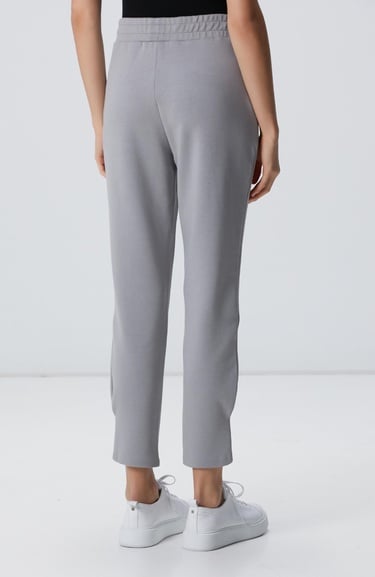  Network Kadın Gri Paçası Pile Detaylı Eşofman
