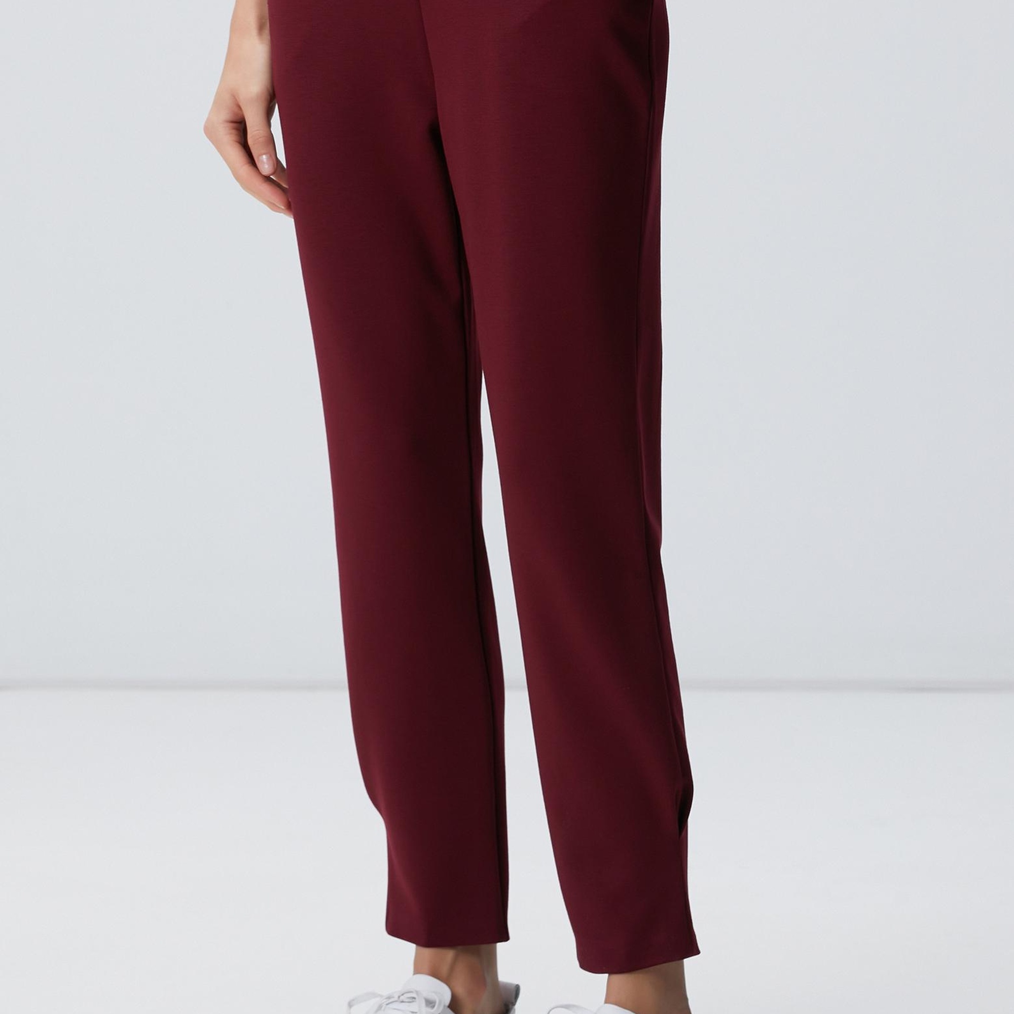 Network Kadın Bordo Paçası Pile Detaylı Eşofman