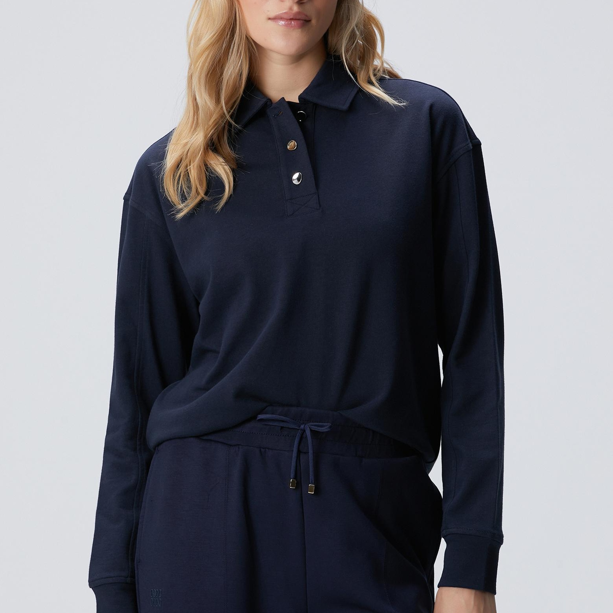 Network Kadın Lacivert Metal Düğmeli Sweatshirt