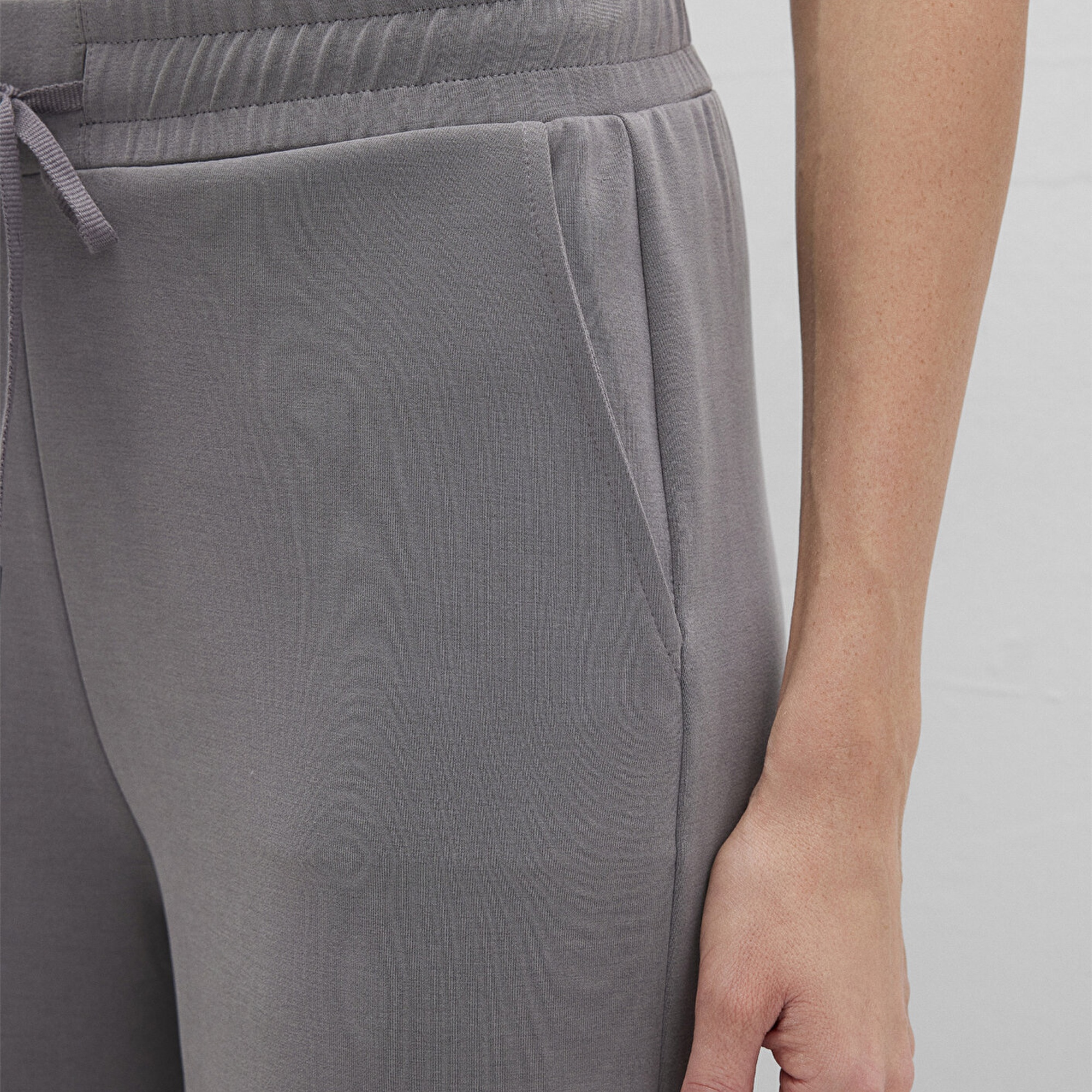 Mavi Sporty Lux  TENCEL TM Modal Gri Eşofman Altı 1010635-82577