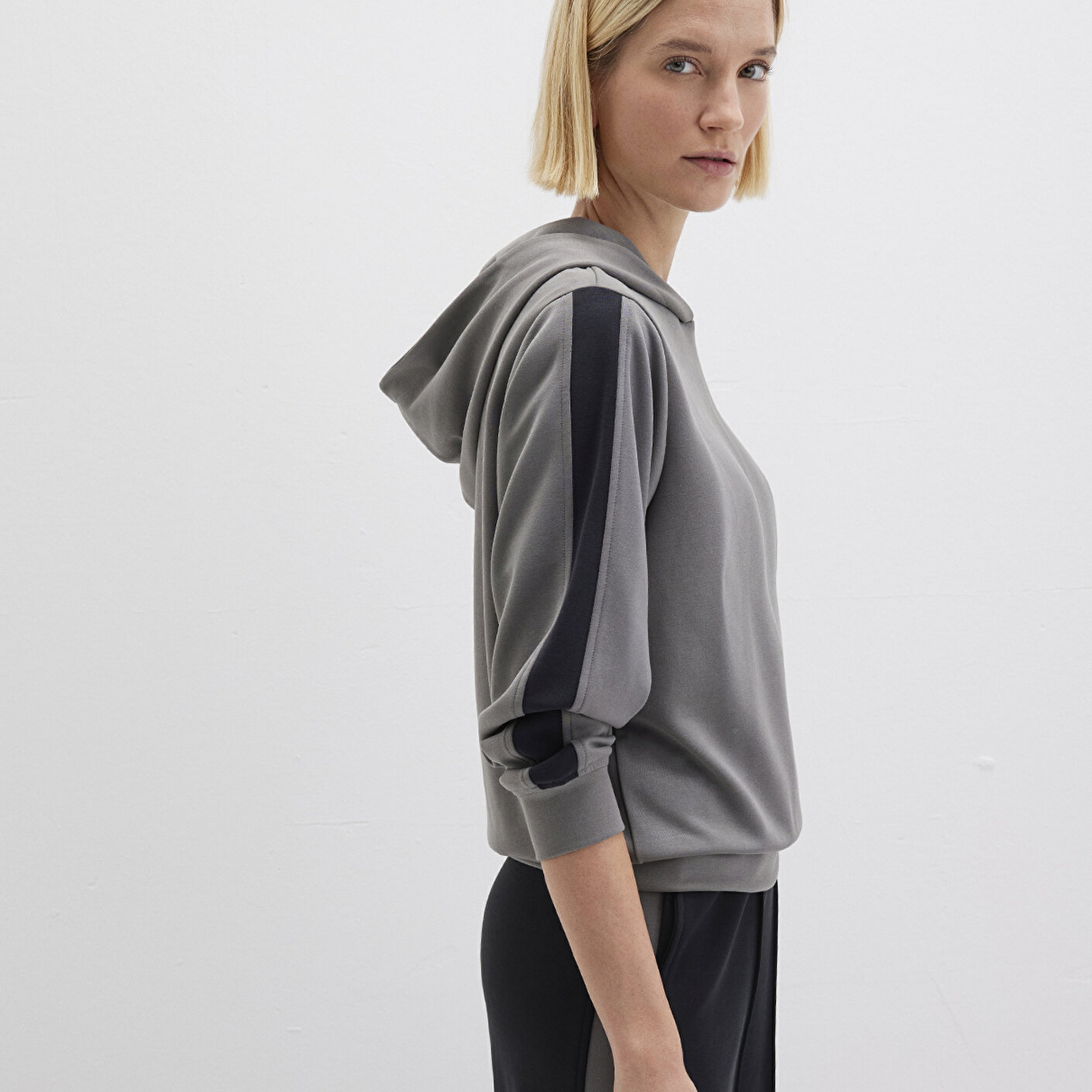 Mavi Gri Sweatshirt 1S10443-82577