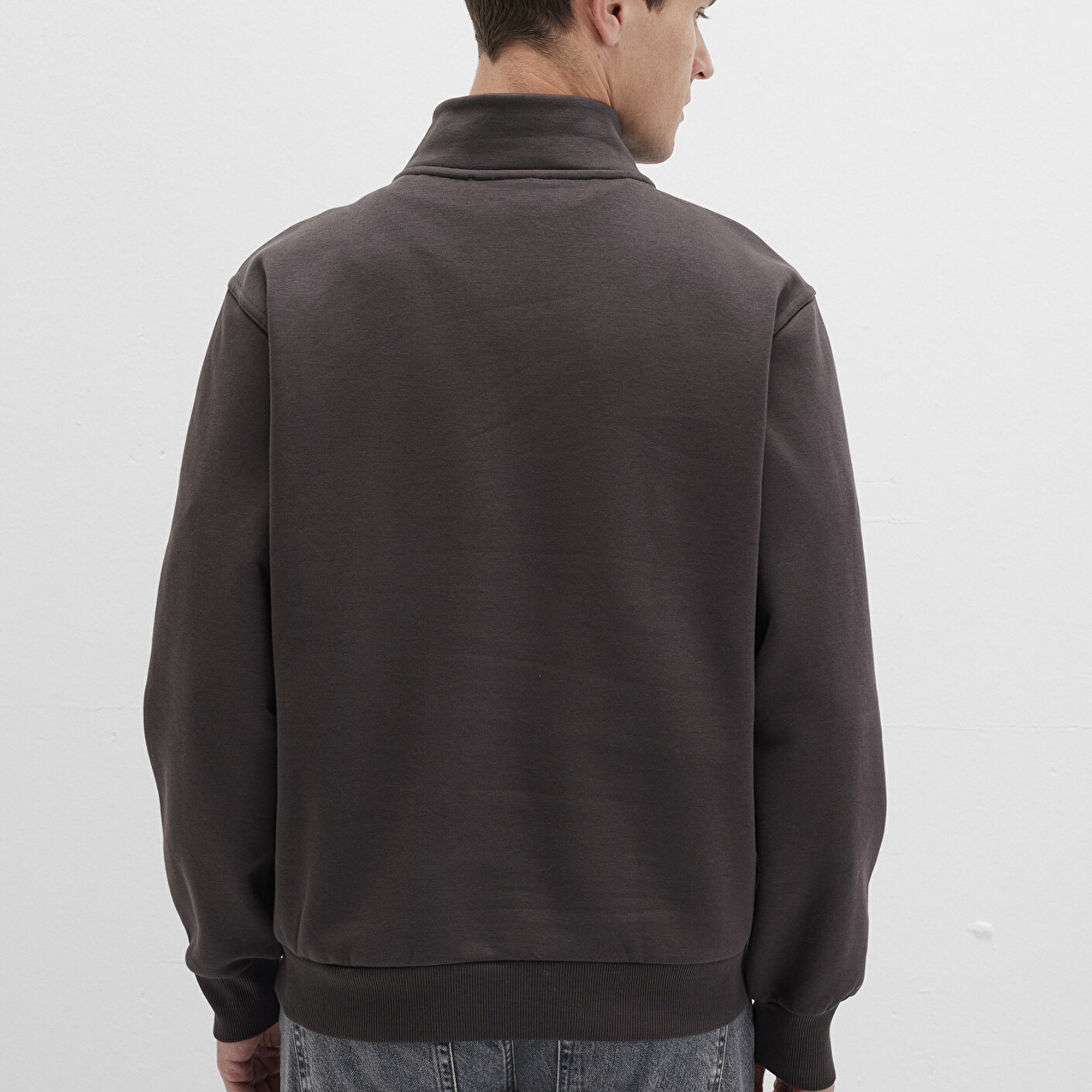 Mavi Yarı Fermuarlı Siyah Basic Sweatshirt 0S10278-70219