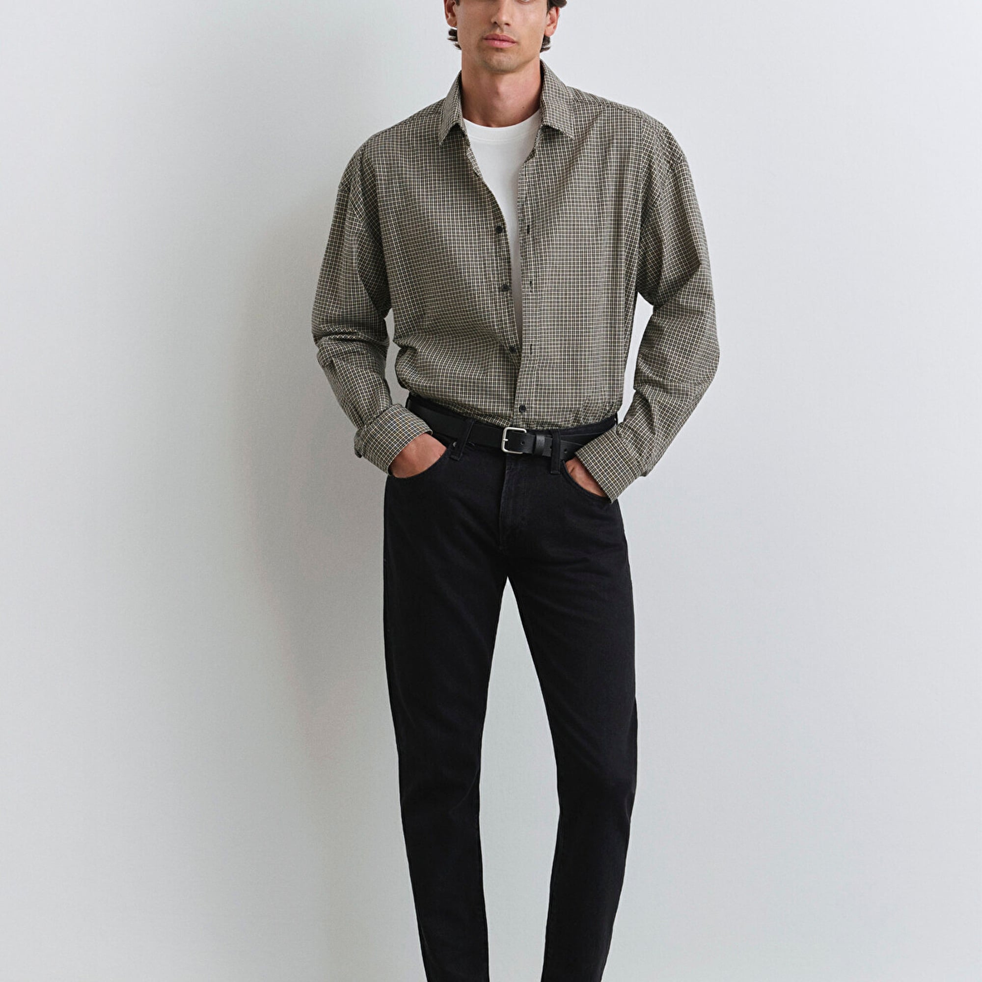 Mavi Milan Classic Denim Yıkamalı Siyah Jean Pantolon 0081090642