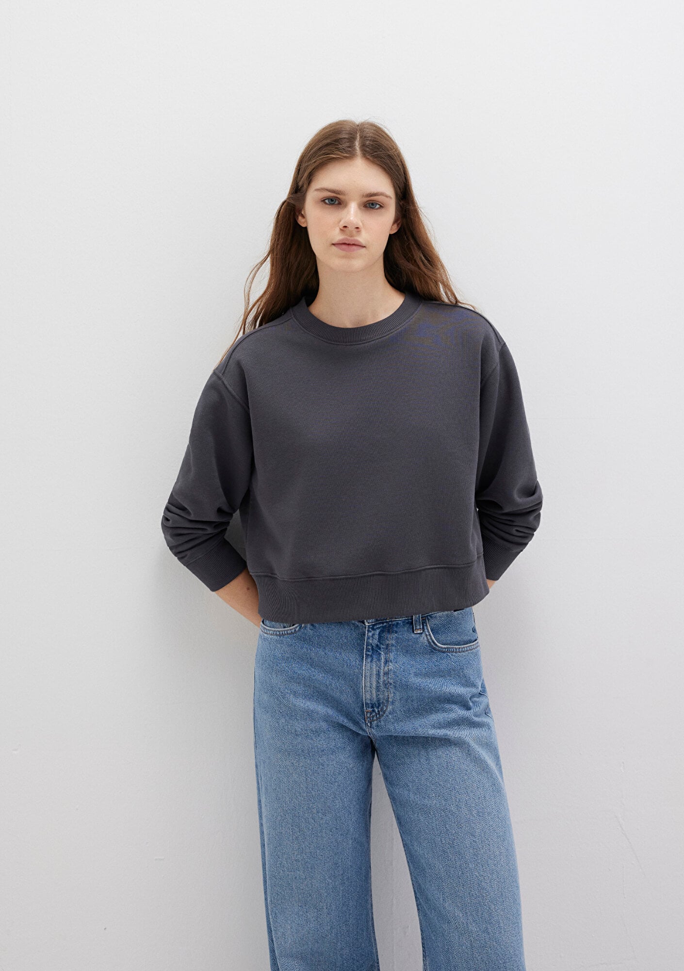  Mavi Bisiklet Yaka Antrasit Sweatshirt 1S10387-83620