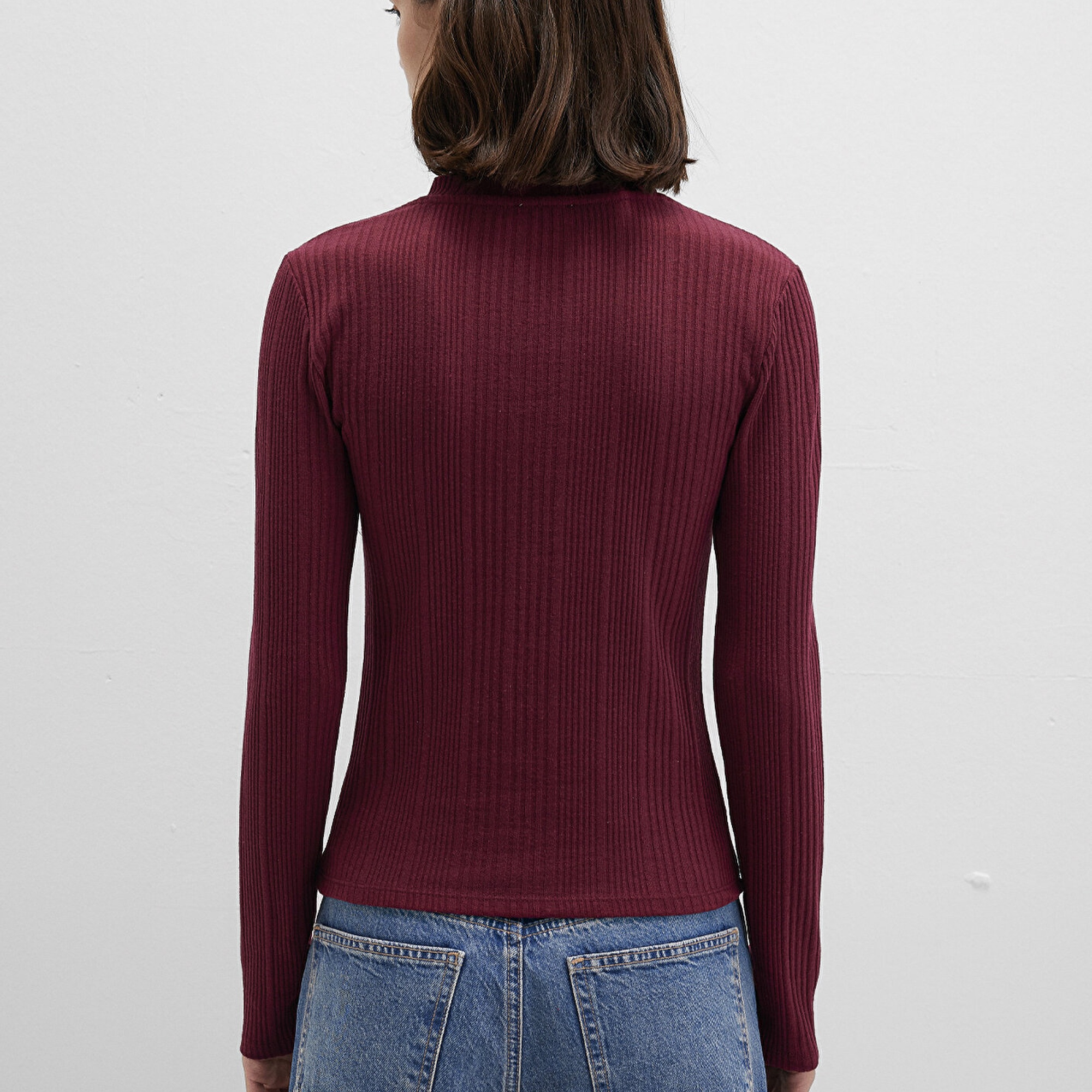 Mavi Düğme Detaylı Bordo Tişört Fitted / Vücuda Oturan Kesim 1613374-70427