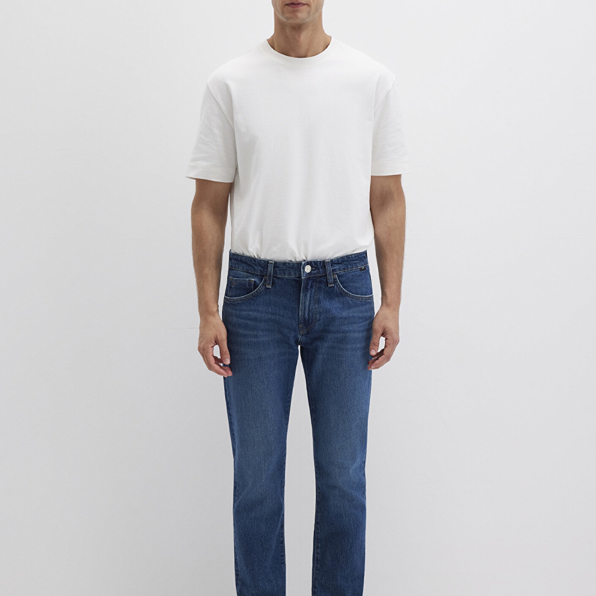 Mavi Jake Classic Denim Koyu Mavi Jean Pantolon 0042290387