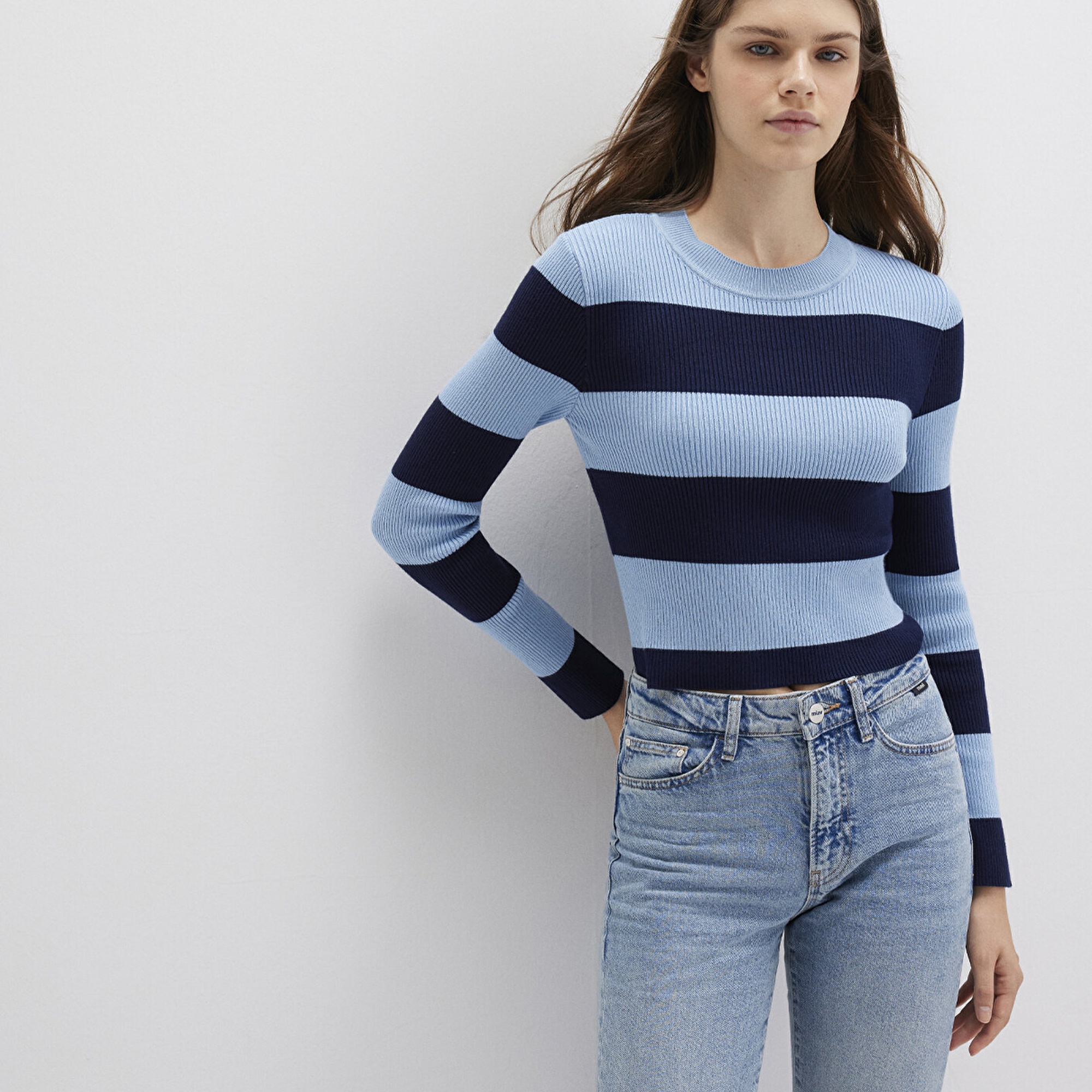 Mavi Blok Renkli Mavi Kazak Crop / Kısa Kesim 1710724-90702