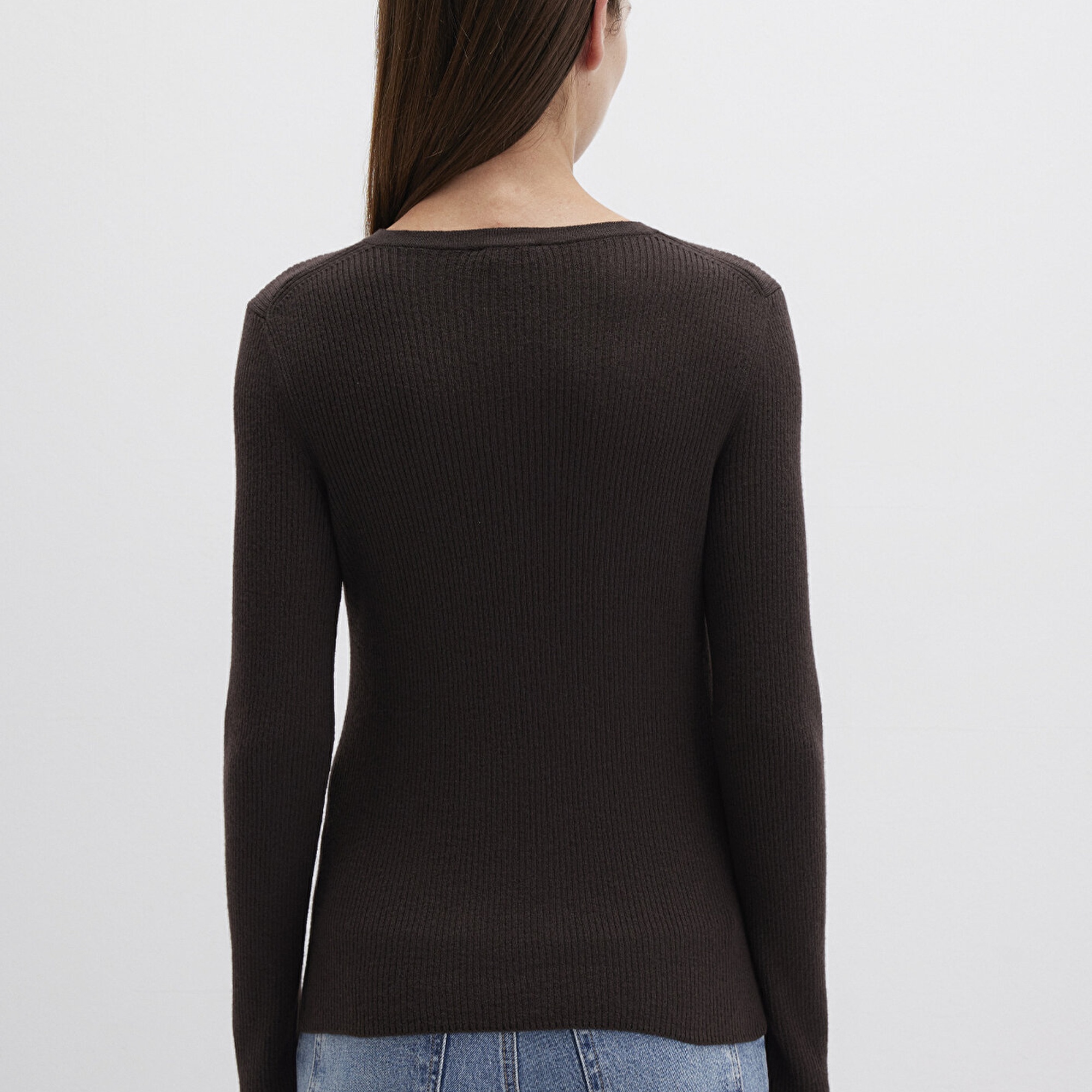 Mavi Düğme Detaylı Kahverengi Kazak Fitted / Vücuda Oturan Kesim 1710730-90704