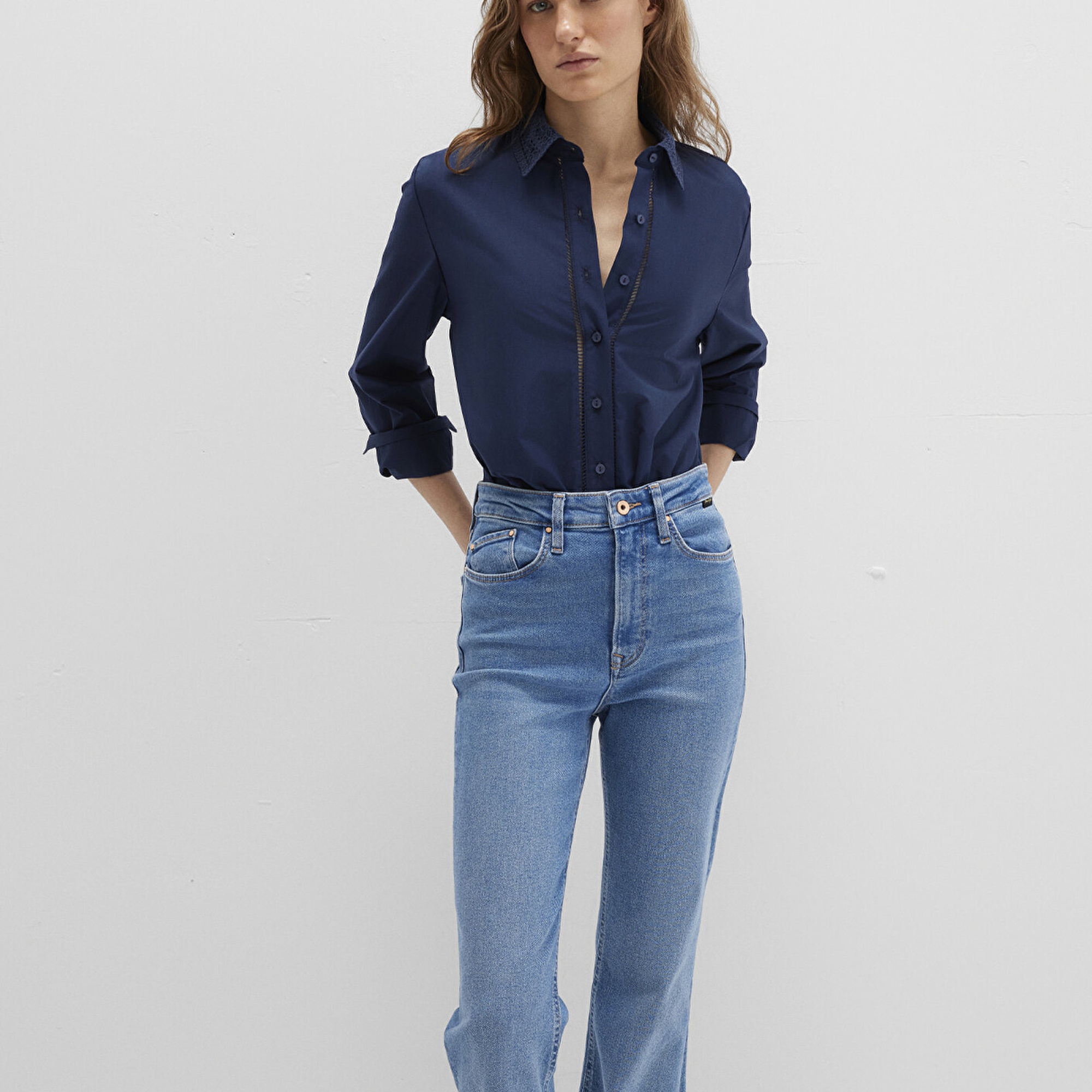 Mavi Nakışlı Şerit Detaylı Lacivert Gömlek Regular Fit / Normal Kesim 1211174-82318