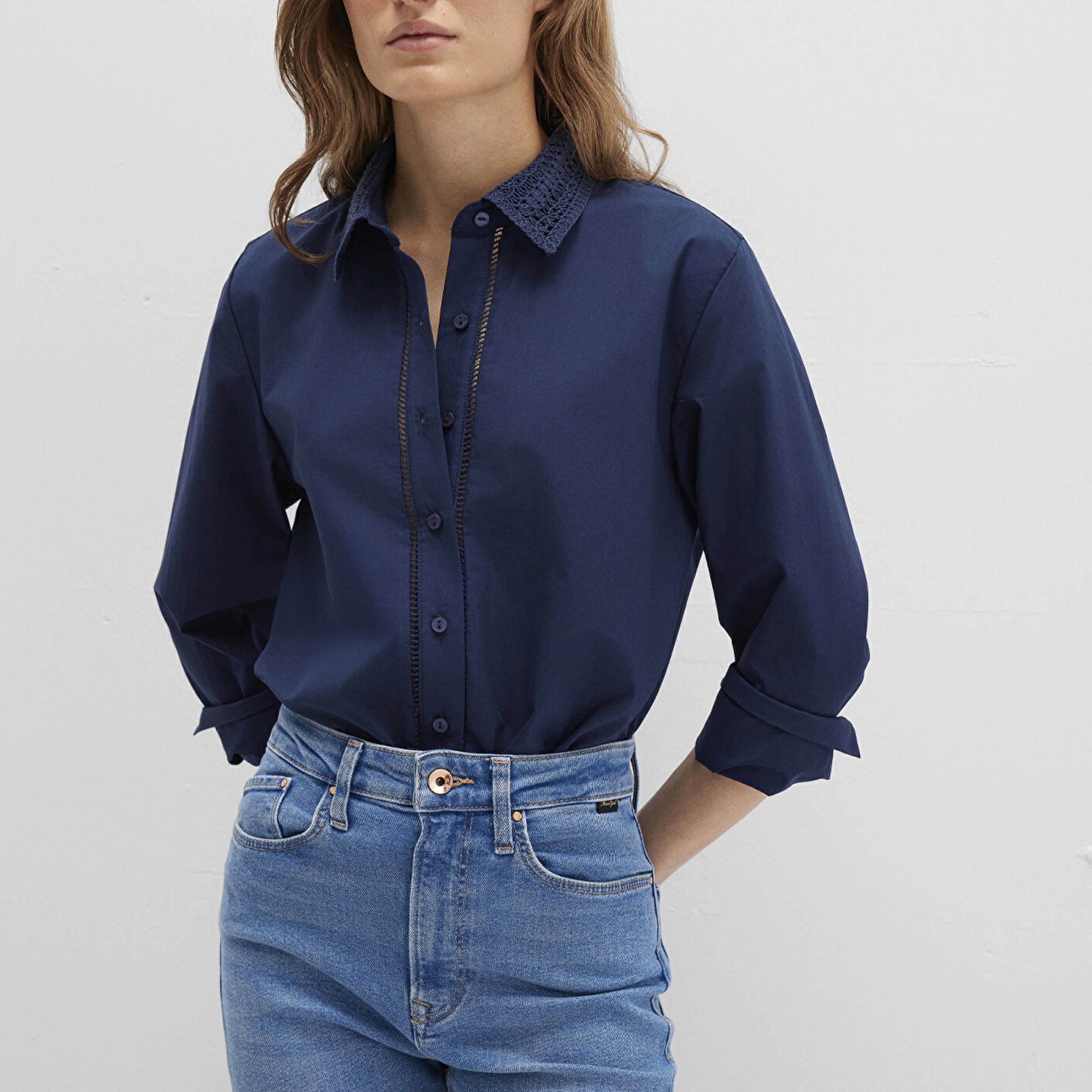 Mavi Nakışlı Şerit Detaylı Lacivert Gömlek Regular Fit / Normal Kesim 1211174-82318