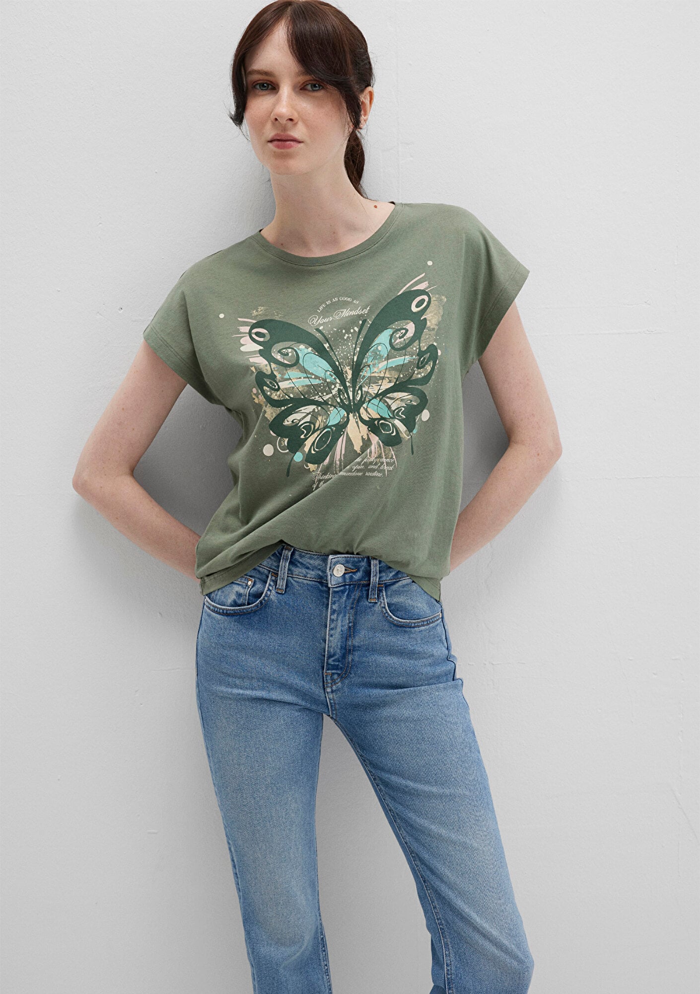  Mavi Kelebek Baskılı Yeşil Tişört Regular Fit / Normal Kesim 1613461-71841