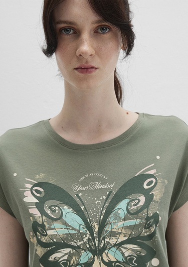  Mavi Kelebek Baskılı Yeşil Tişört Regular Fit / Normal Kesim 1613461-71841