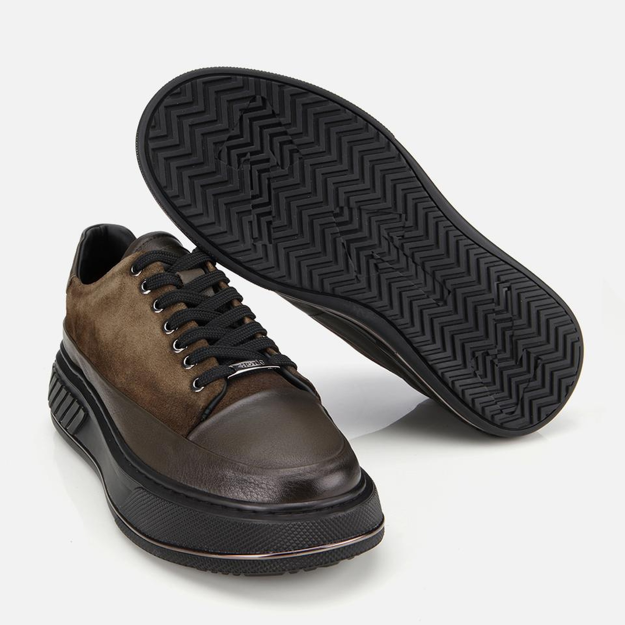 Erkek  Süet Deri Haki Yüksek Topuklu Spor Ayakkabı