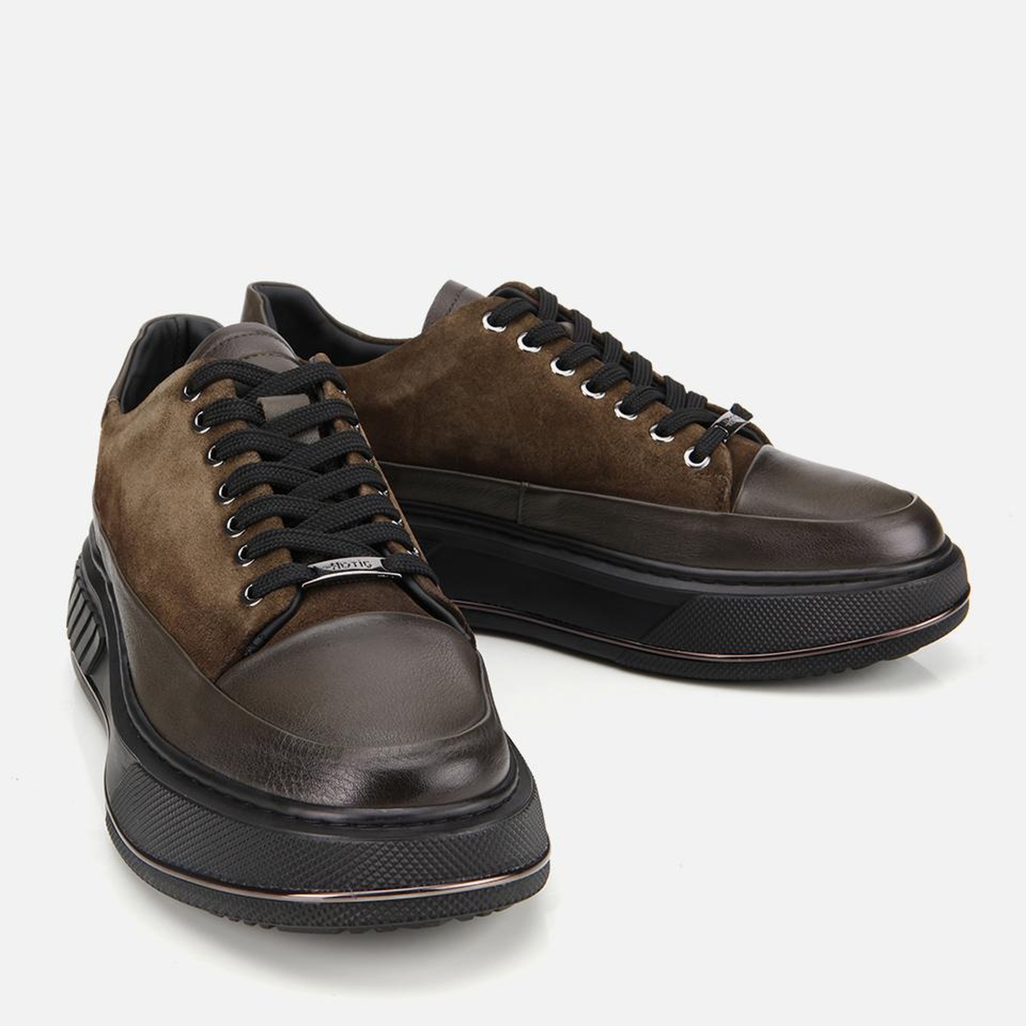 Erkek  Süet Deri Haki Yüksek Topuklu Spor Ayakkabı