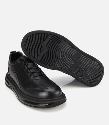  Erkek Deri Siyah Bağcık Detaylı Comfort Spor Ayakkabı