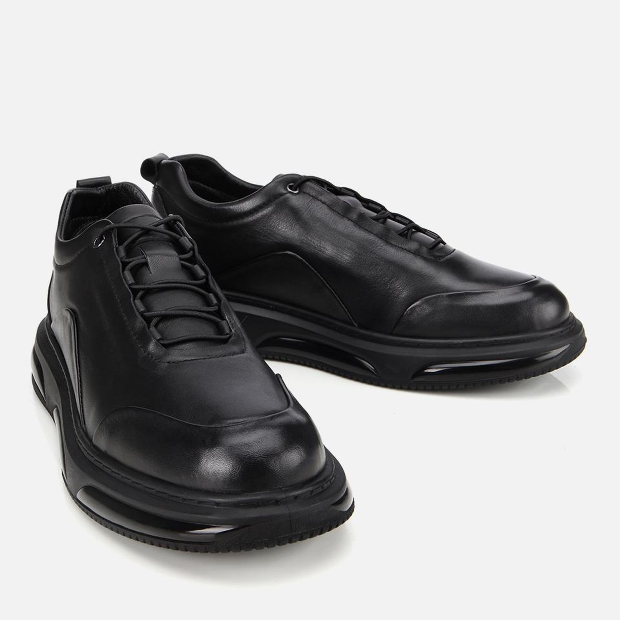 Erkek Deri Siyah Bağcık Detaylı Comfort Spor Ayakkabı