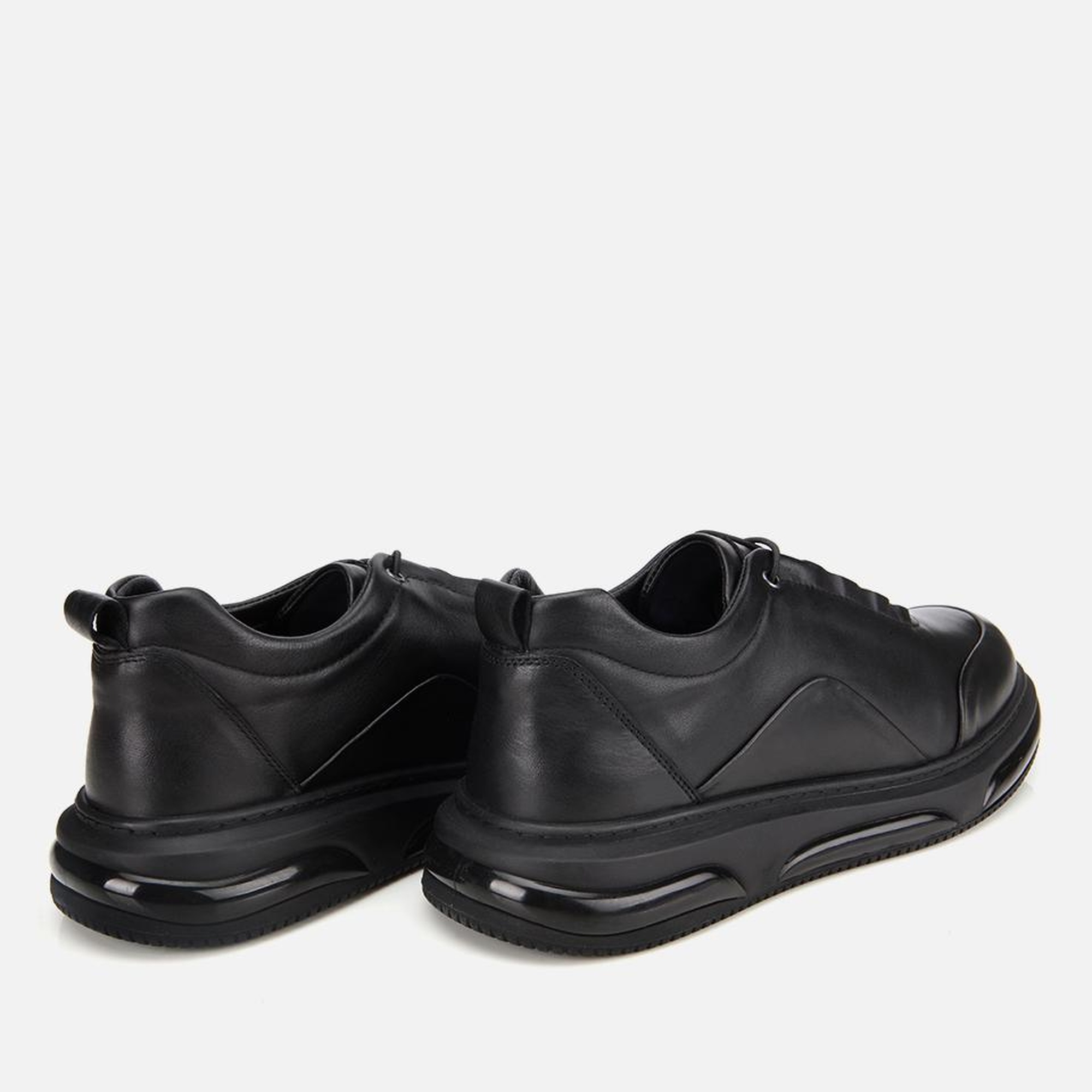 Erkek Deri Siyah Bağcık Detaylı Comfort Spor Ayakkabı