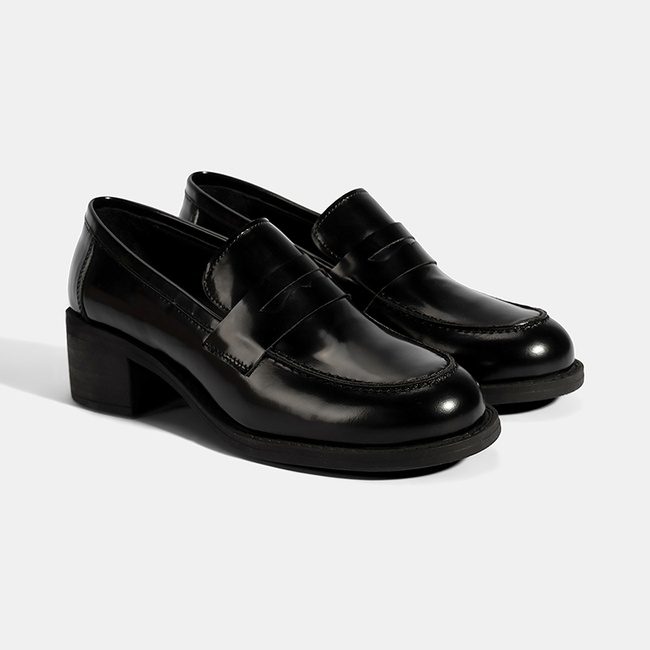  Kadın Siyah Topuklu Deri Loafer