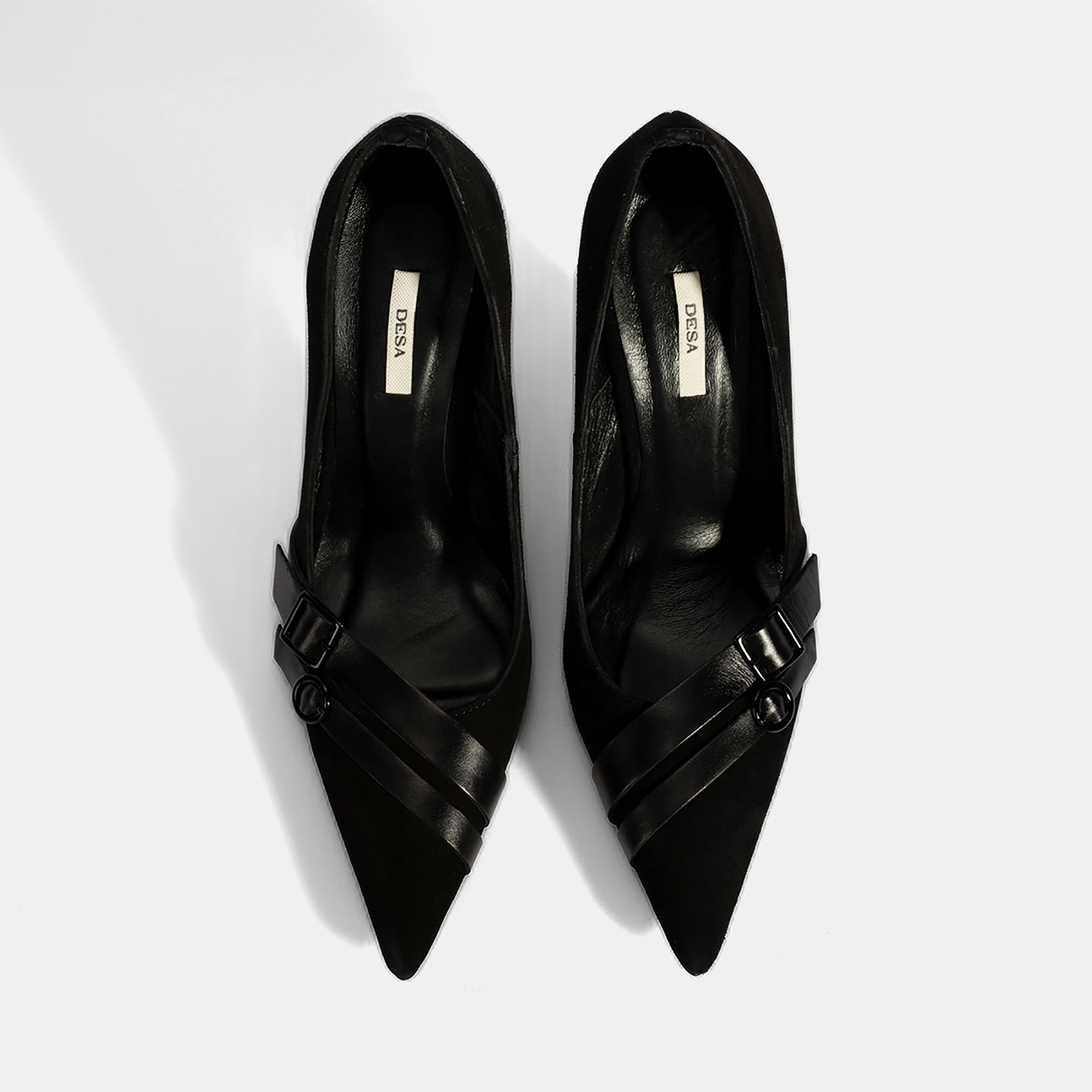 Kadın Siyah Metal Toka Detaylı Süet Stiletto