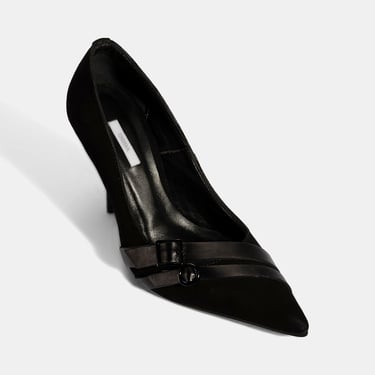  Kadın Siyah Metal Toka Detaylı Süet Stiletto