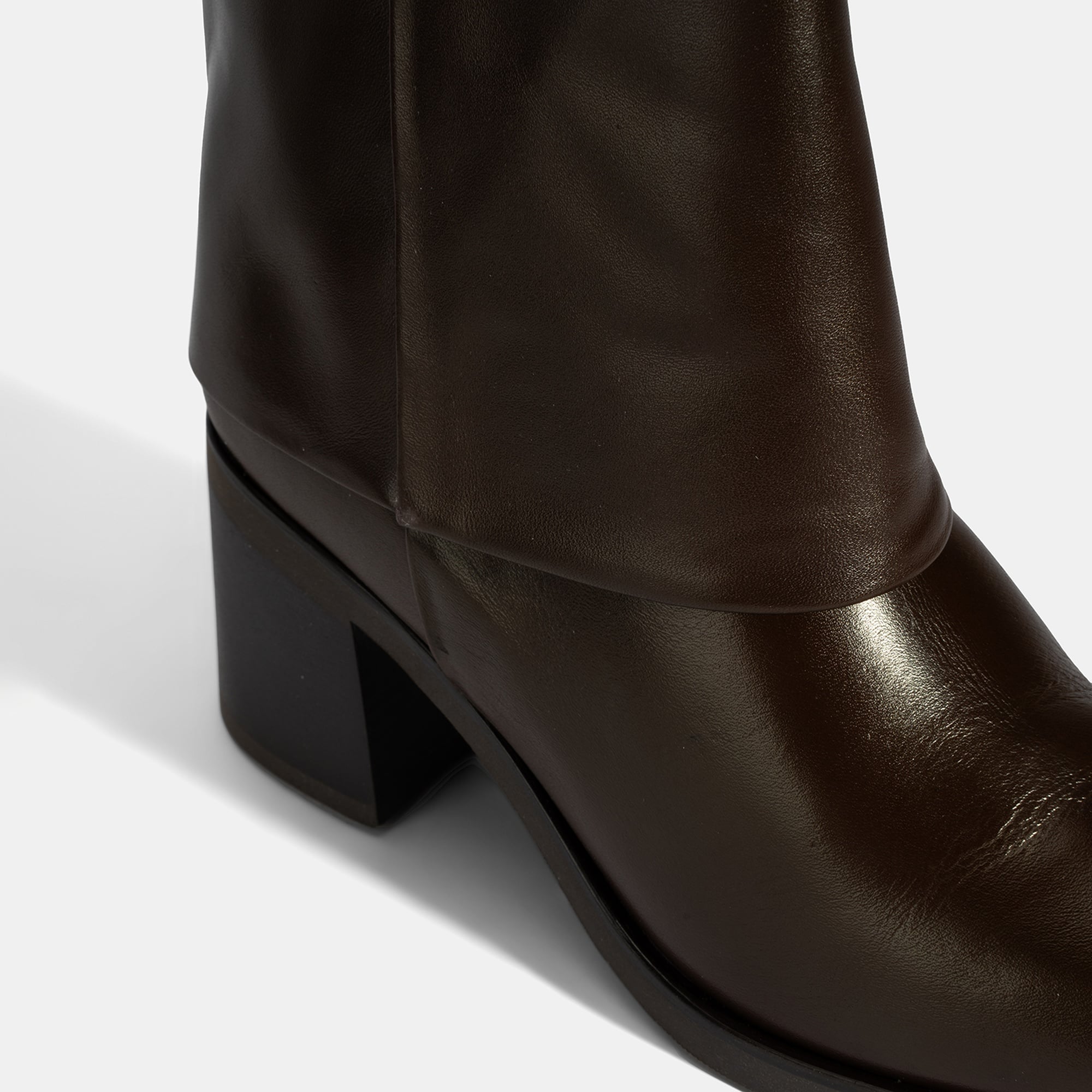 Kadın Kahve Katlama Detaylı Topuklu Deri Bot