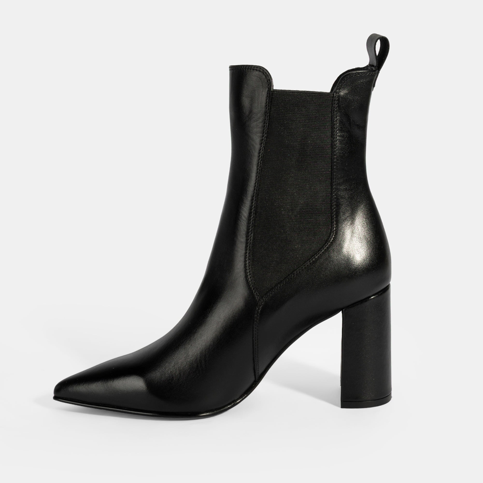 Kadın Siyah Lastikli Topuklu Deri Bot