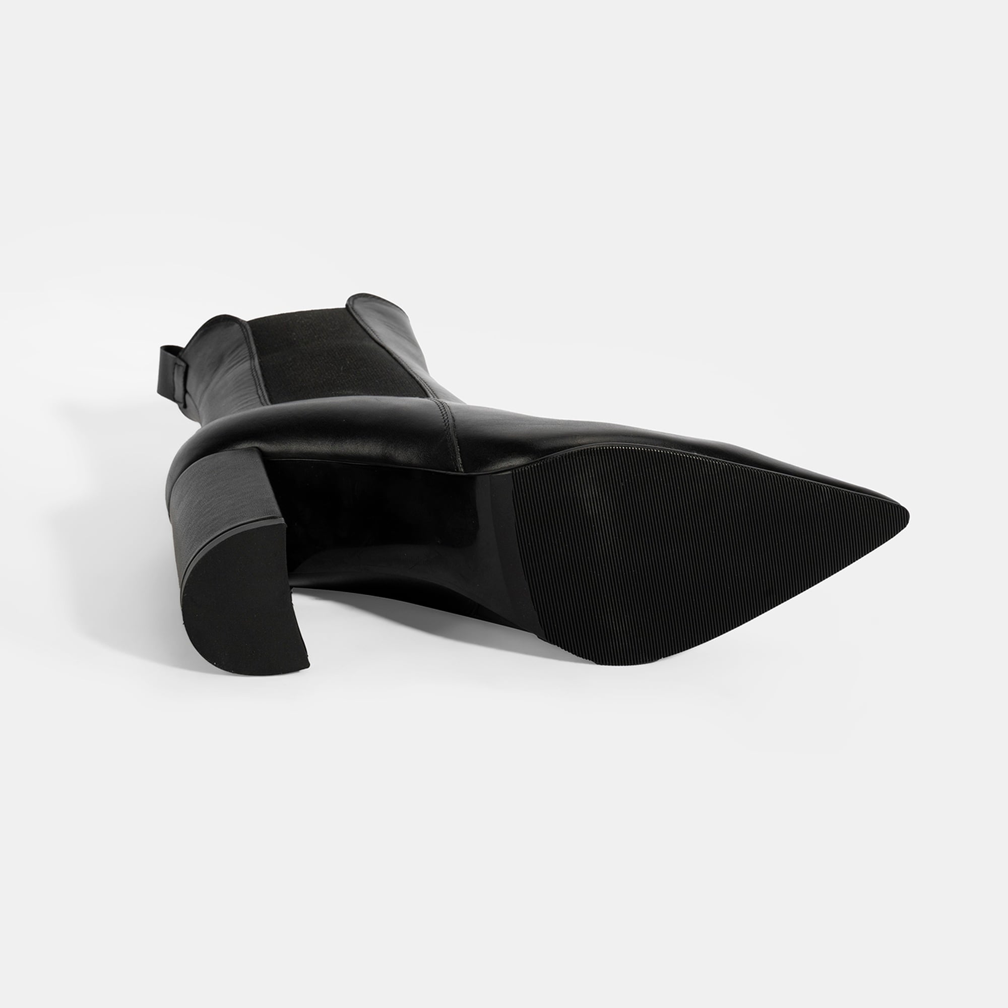 Kadın Siyah Lastikli Topuklu Deri Bot