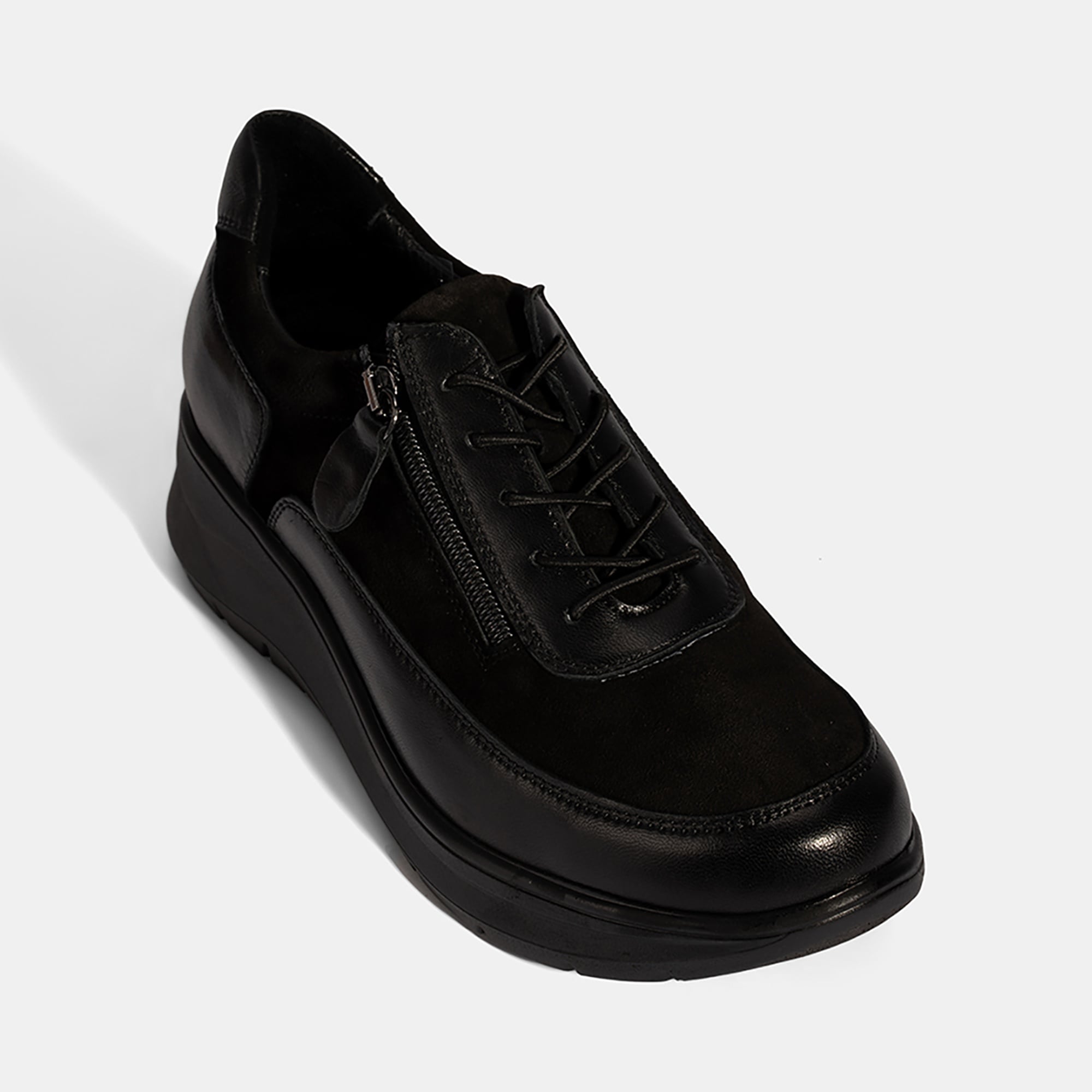 Kadın Siyah Bağcıklı DesaComfort Deri Ayakkabı