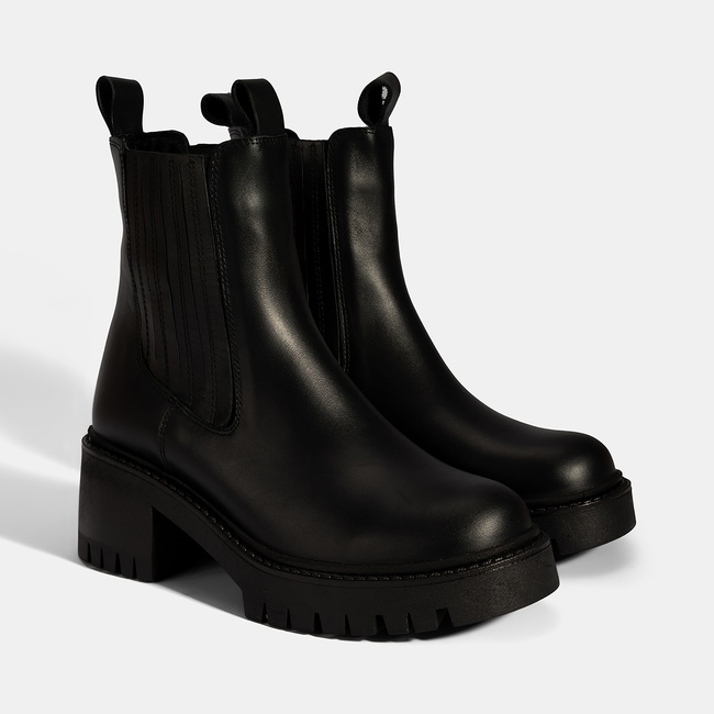  Kadın Siyah Lastikli Topuklu Deri Chelsea Bot