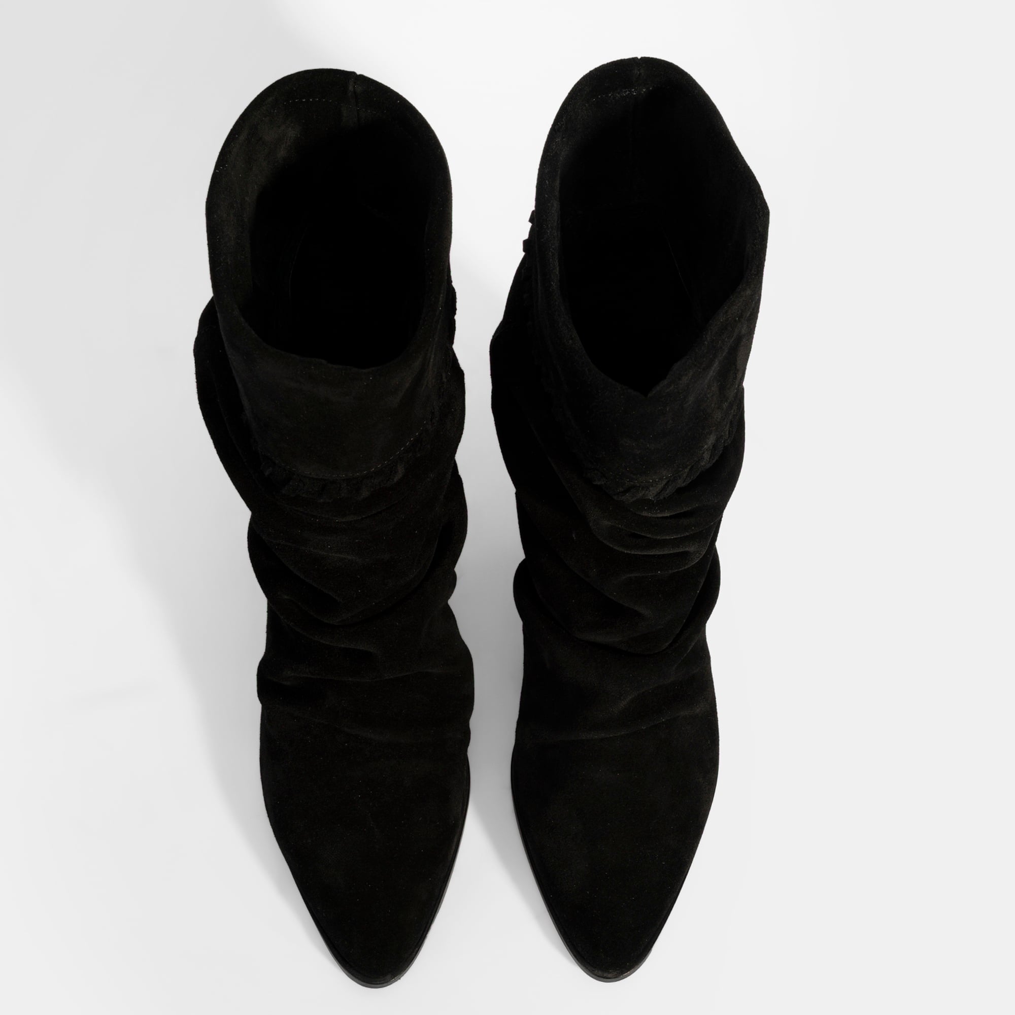 Kadın Siyah Püskül Detaylı Süet Topuklu Bot