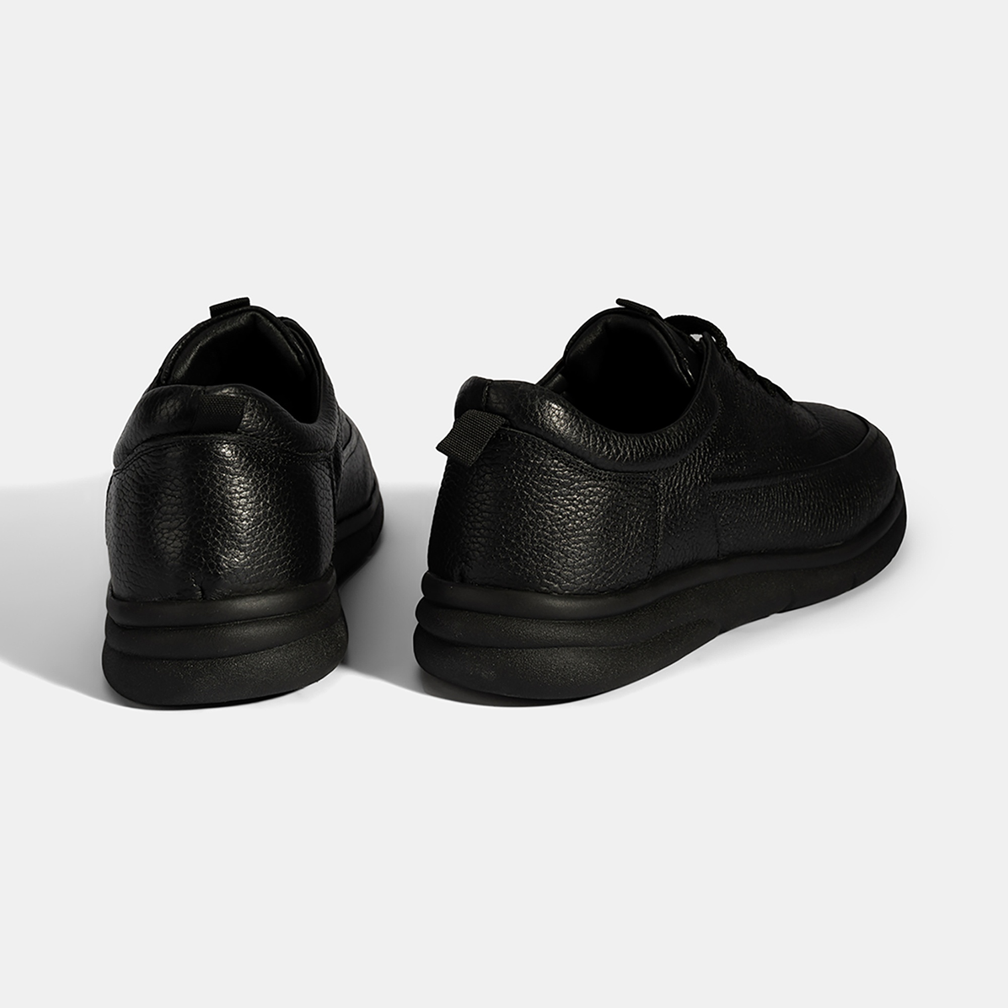 Erkek Siyah Bağcıklı Deri Günlük Ayakkabı