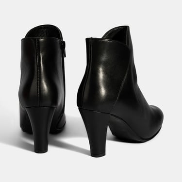  Kadın Siyah DesaComfort Deri Topuklu Chelsea Bot