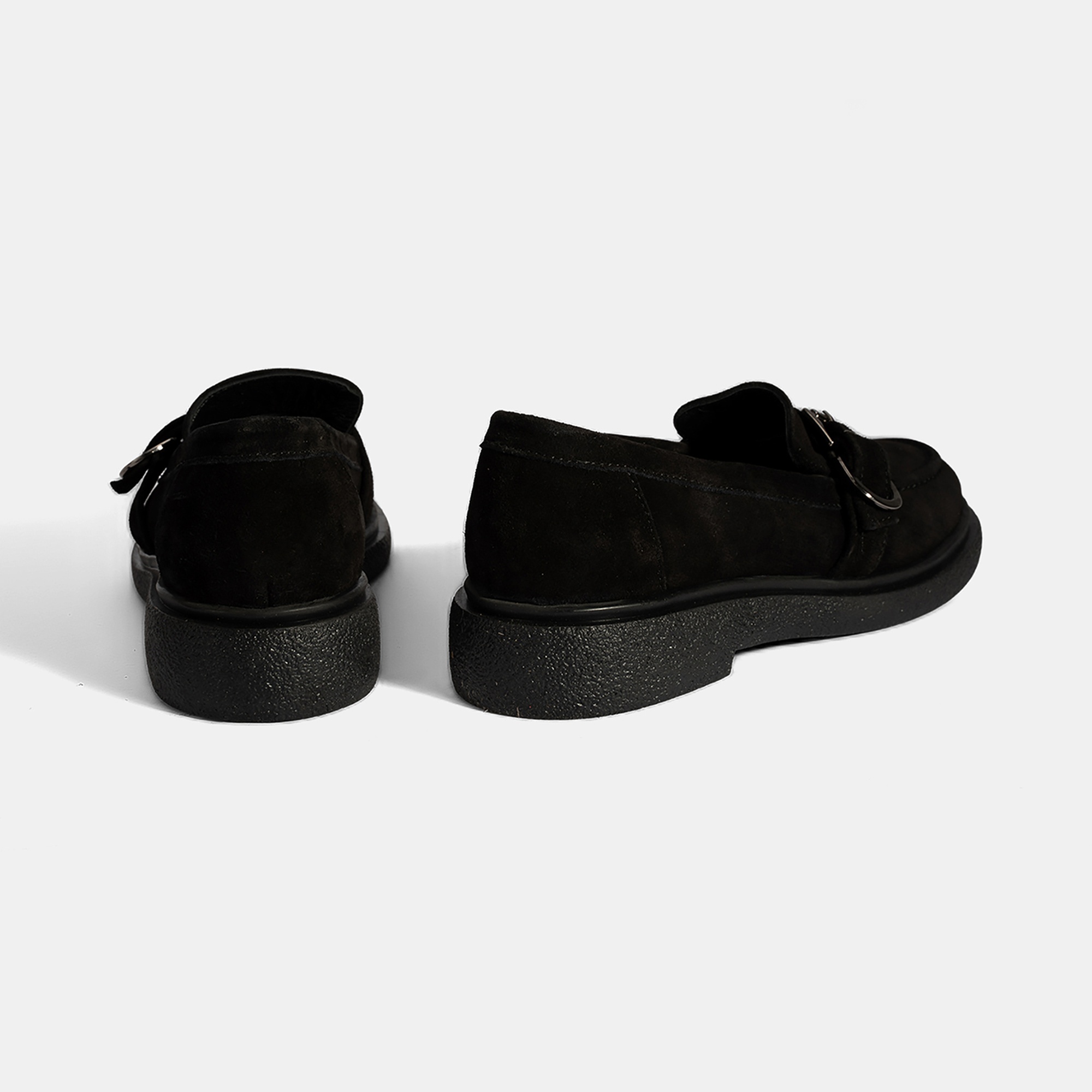 Kadın Siyah Metal Toka Detaylı Süet Loafer