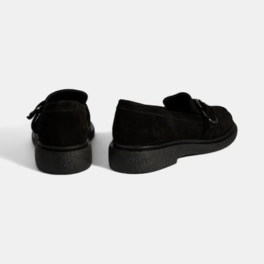  Kadın Siyah Metal Toka Detaylı Süet Loafer