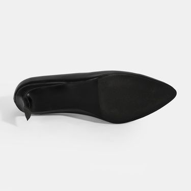  Kadın Siyah Klasik Topuklu Deri Ayakkabı