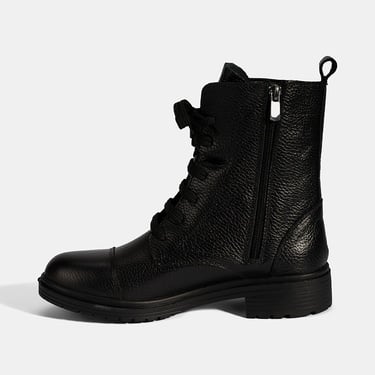  Kadın Siyah Bağcıklı Deri Postal Bot