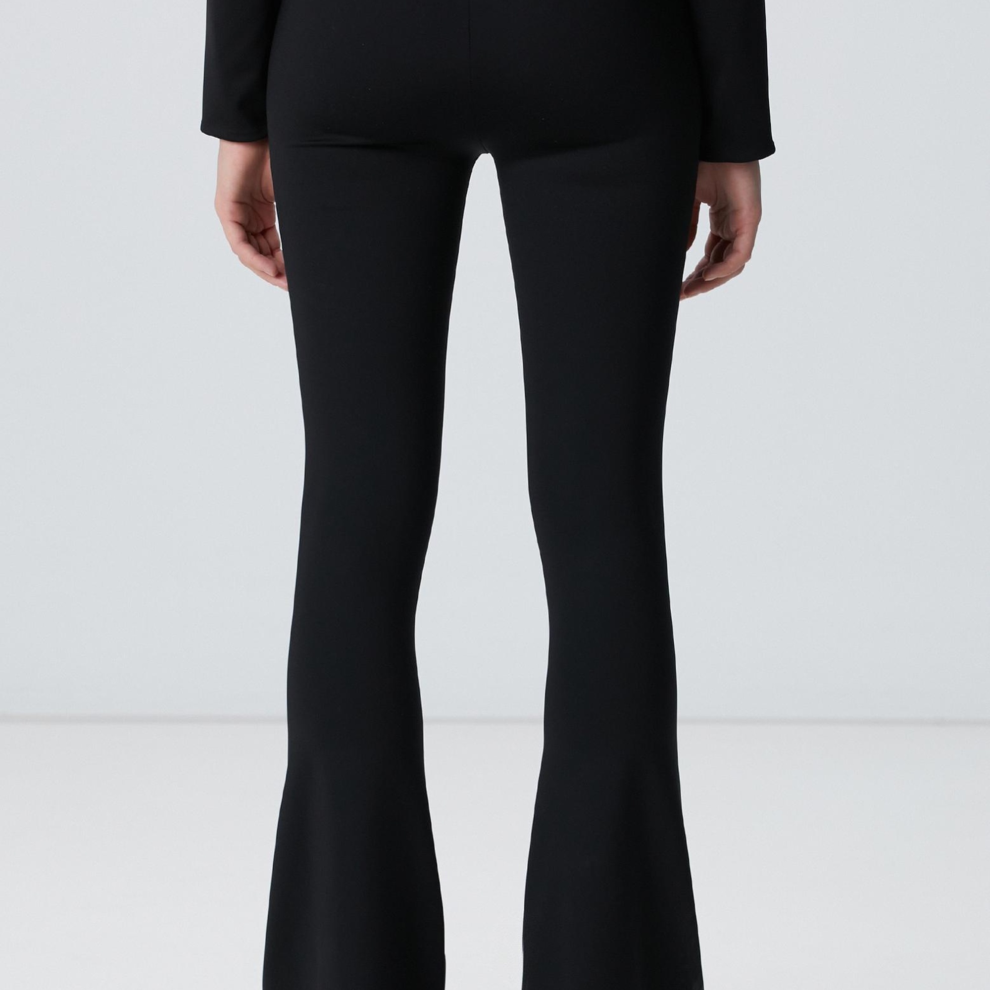 Network Kadın Siyah N-Tech Flare Kalıp Eşofman