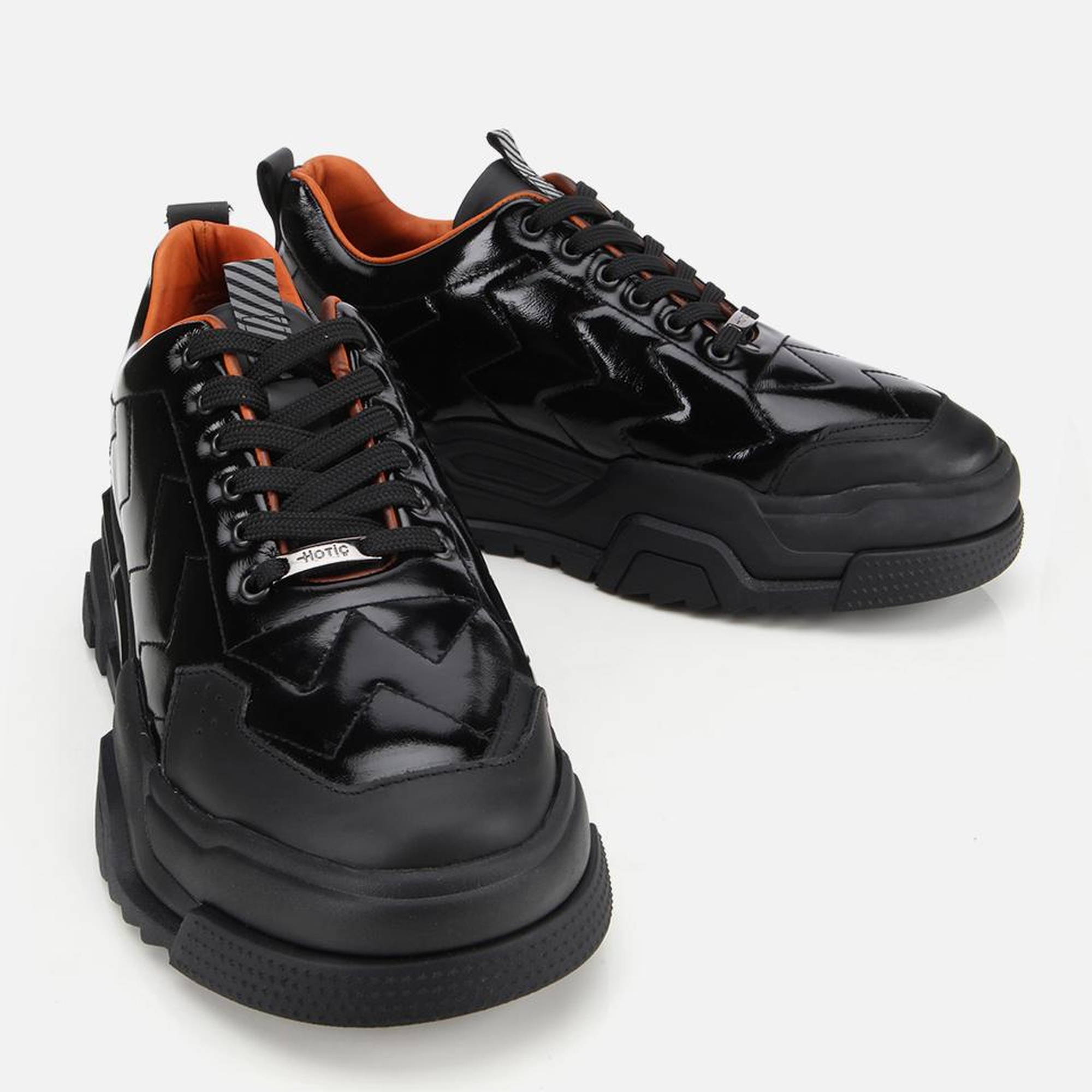 Erkek Deri Rugan Siyah Yüksek Topuklu Spor Ayakkabı