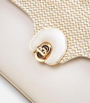  Kadın Bej Hasır Detaylı Omuz Çantası