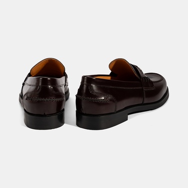  Kadın Bordo Metal Toka Detaylı Deri Loafer