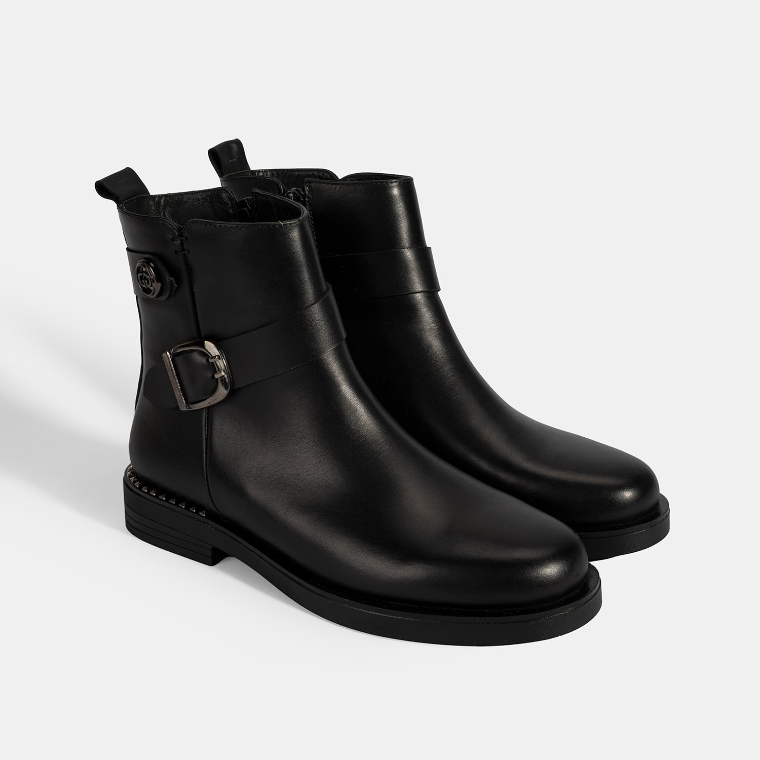  Kadın Siyah Metal Toka Detaylı Deri Bot