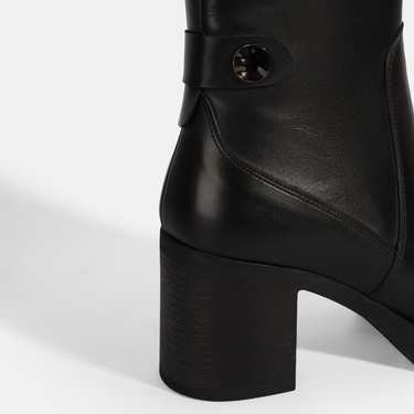  Kadın Siyah Kalın Topuklu Deri Bot
