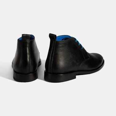  Kadın Siyah Mavi Bağcık Detaylı Deri Bot