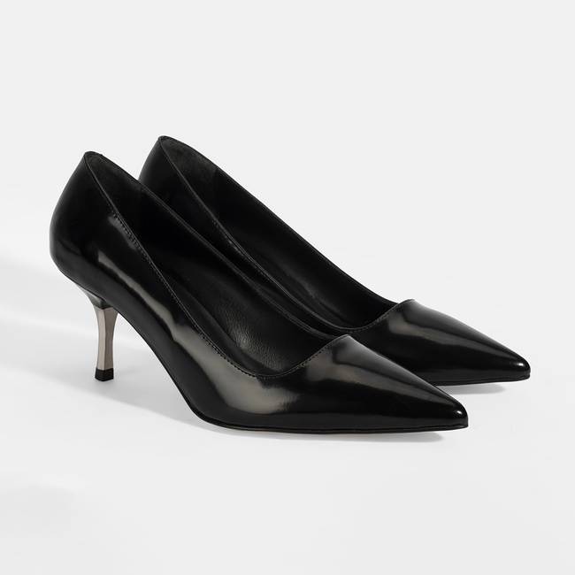  Kadın Siyah Metal Topuk Detaylı Rugan Abiye Ayakkabı