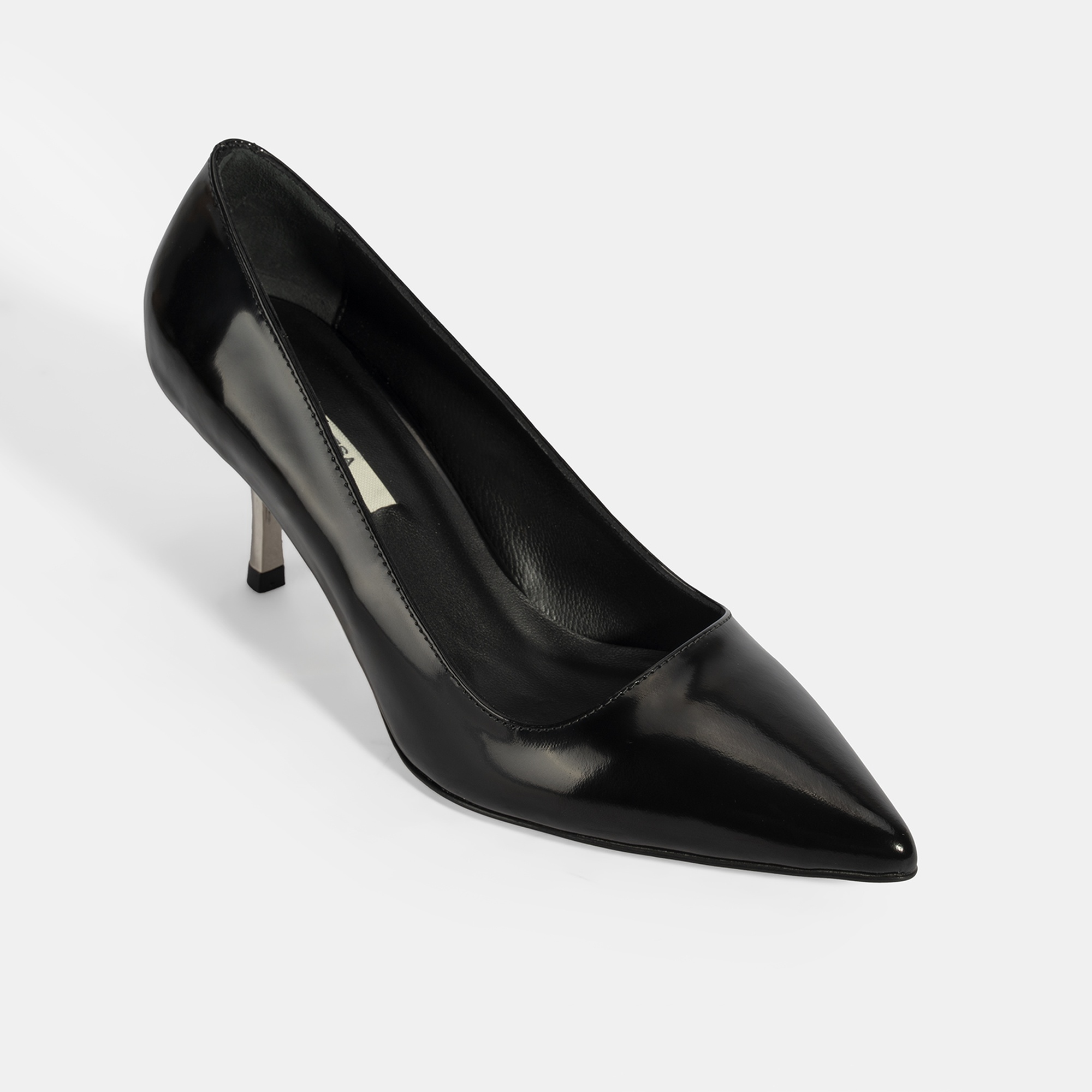 Kadın Siyah Metal Topuk Detaylı Rugan Abiye Ayakkabı