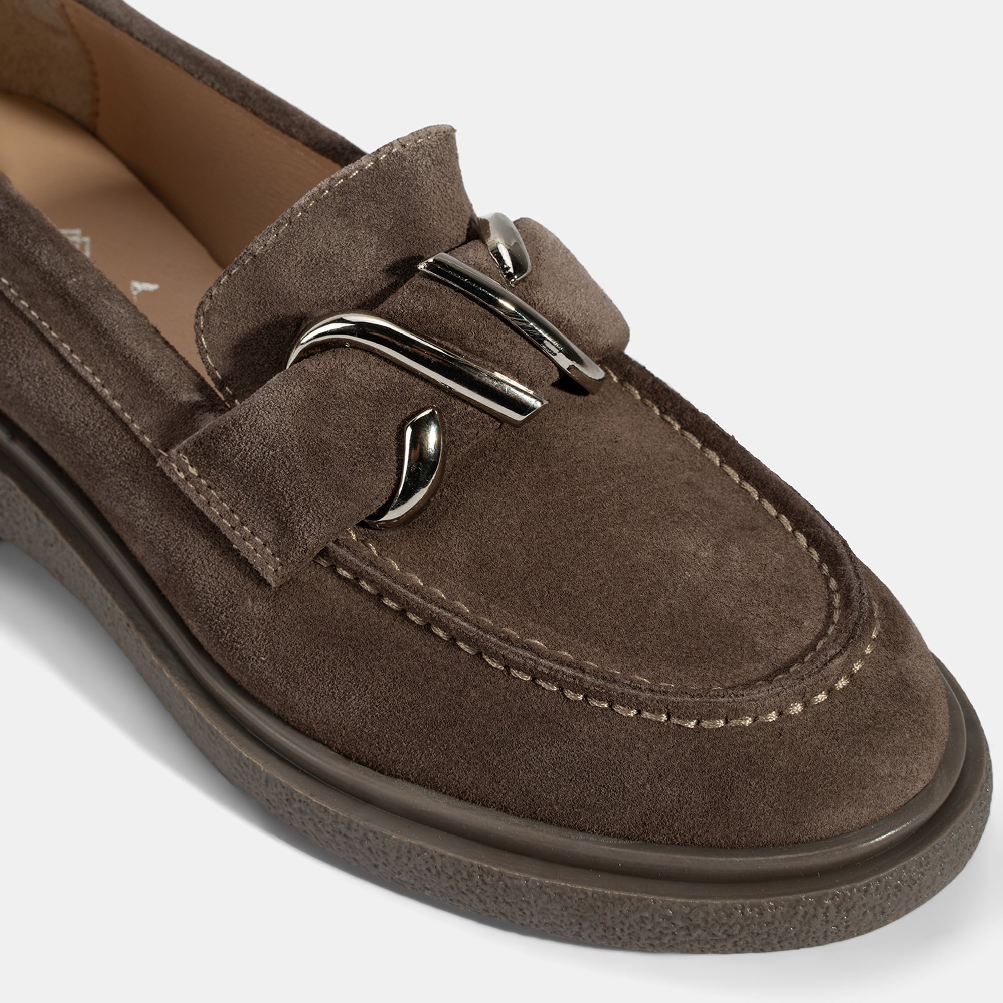 Kadın Kahve Metal Toka Detaylı Süet Loafer