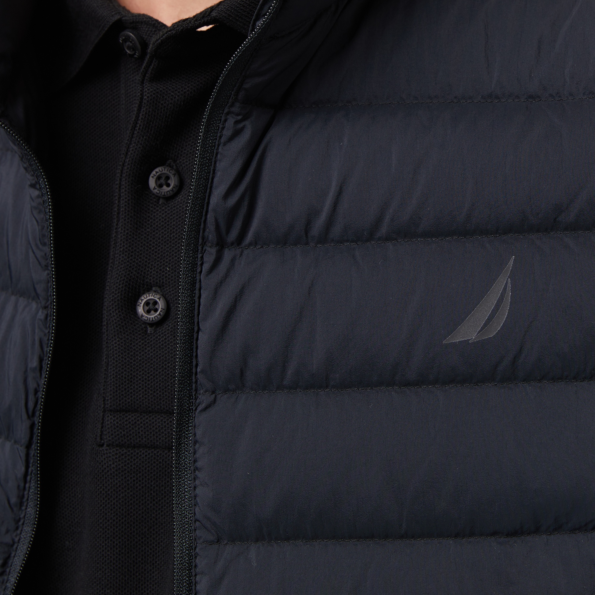 Nautica Erkek Siyah Su İtici Özellikli Yelek