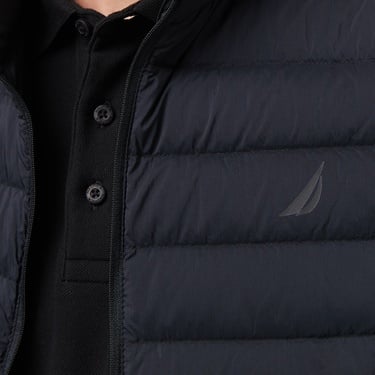  Nautica Erkek Siyah Su İtici Özellikli Yelek