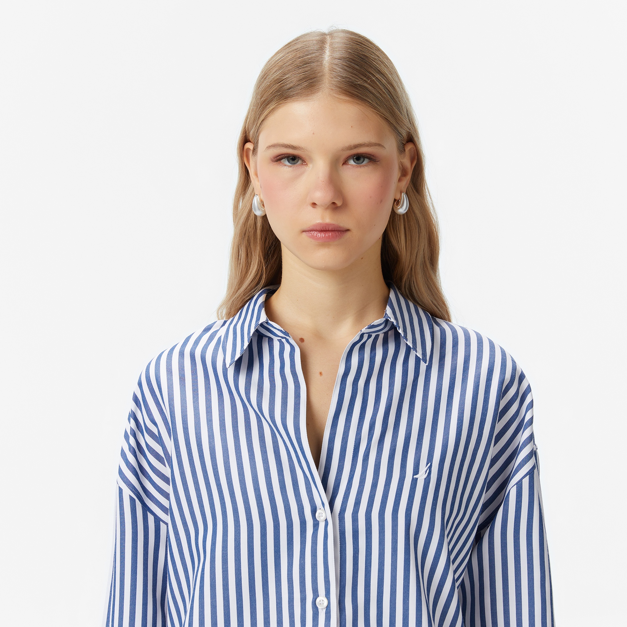 Nautica Kadın Mavi Oversize Çizgili Gömlek