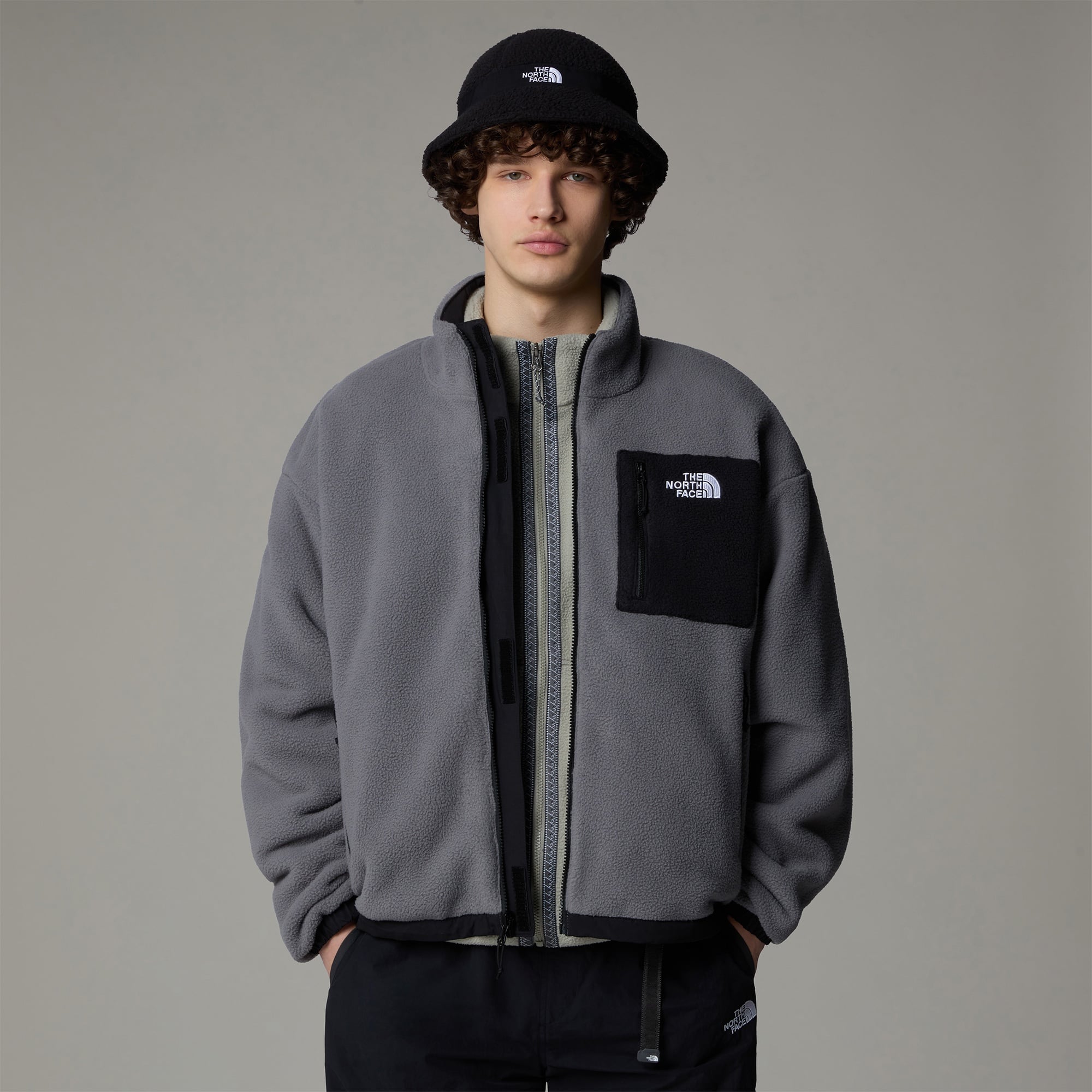 The North Face Erkek Yumiori Siyah/Koyu Gri Çift Taraflı Polar Mont